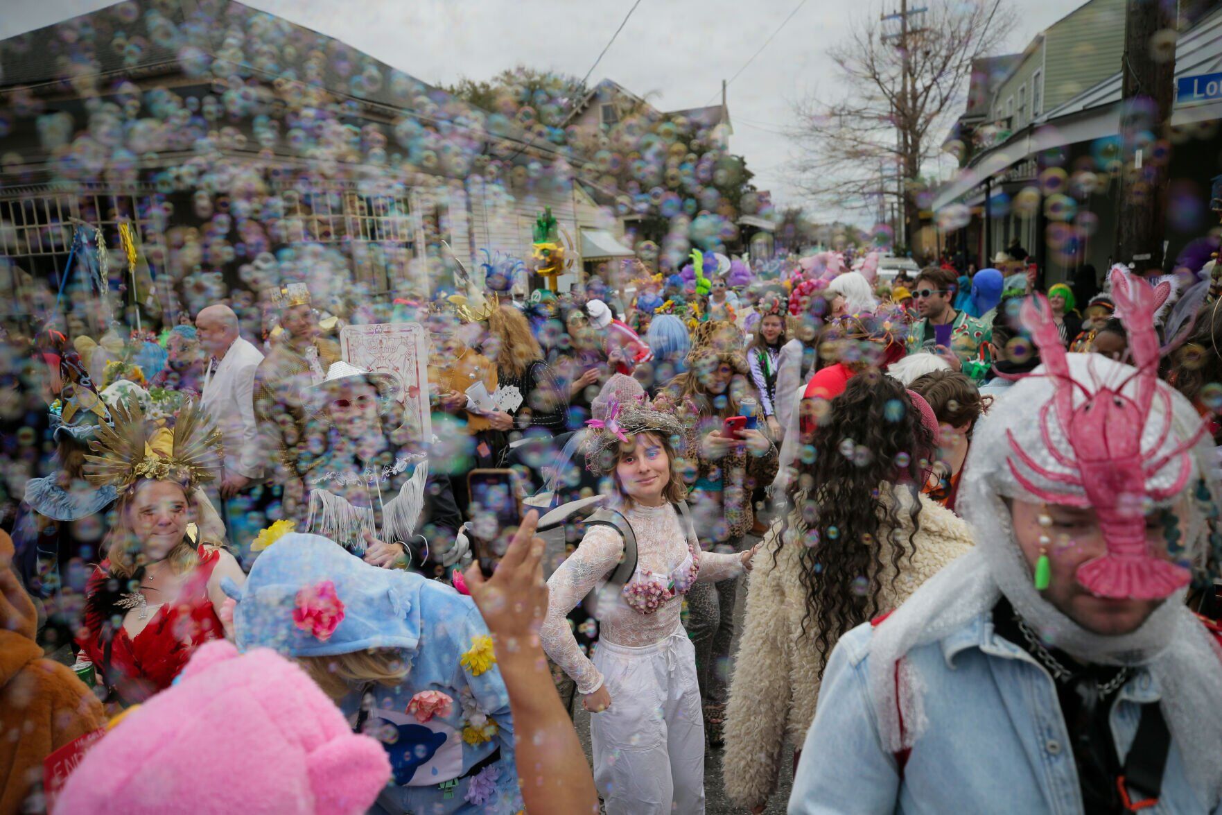 no.costumes.021424.0017.jpg
